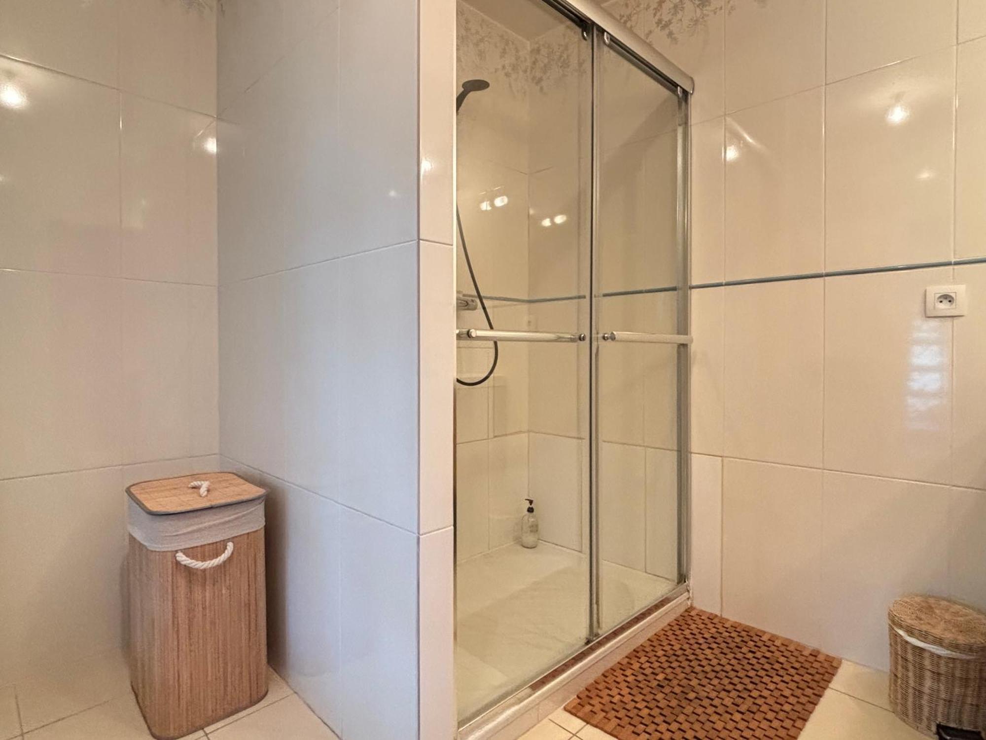 Les Douves Duplex 5 Personnes Lumineux Avec Jardin Et Terrasse Amenagee , Vue Sur Chateau A 5Mn De La Mer, Proche Omaha Beach Et Bayeux Commes Exterior photo